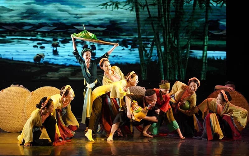 Lớp học Múa Dân Gian chất lượng tại AYA Dance Space